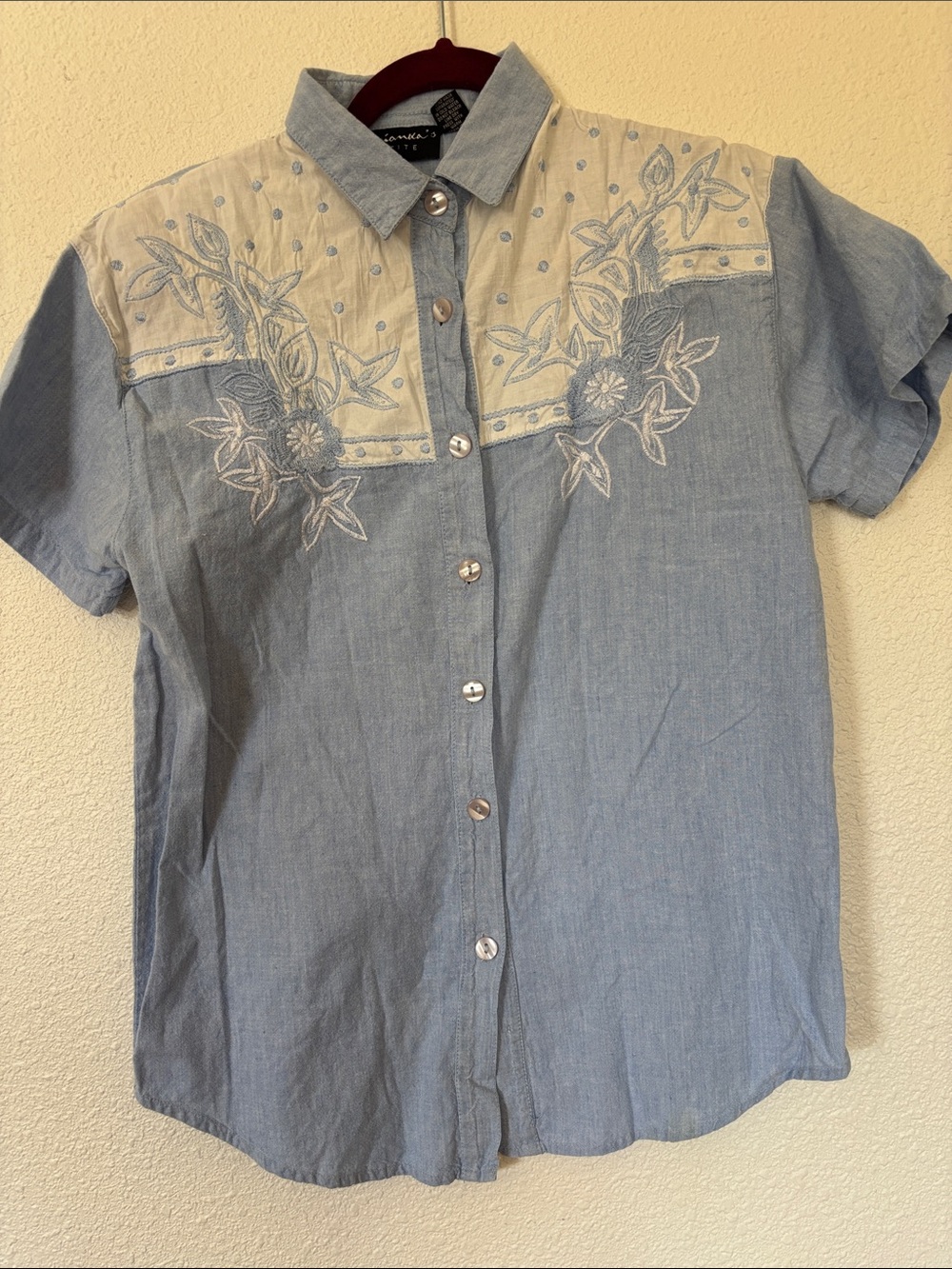 Vtg embroidered chambray top